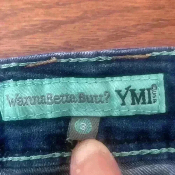 YMI  Jeans JR SZ 3   straight leg distressed dark wash Exc Con - Picture 3 of 5